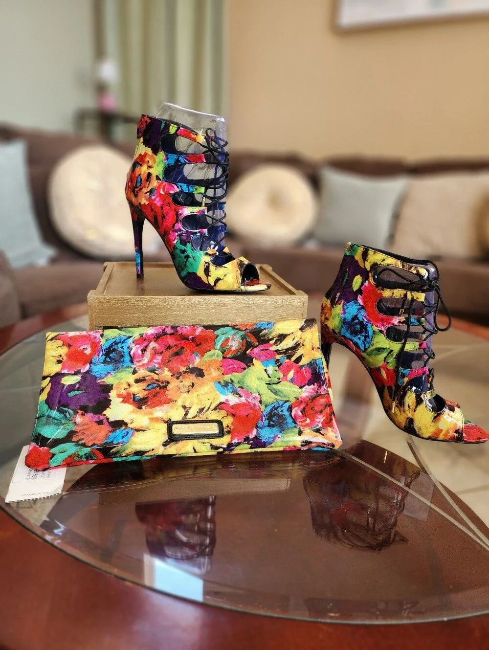Steve Madden stylish floral